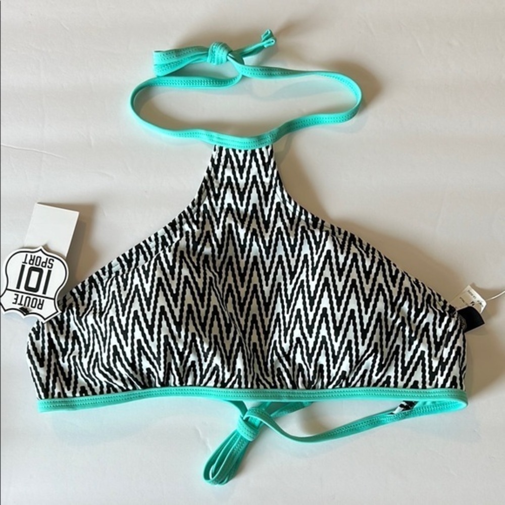 Route 101 Sport black and white halter bikini swim top size medium NWT
